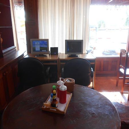Chanthasom Guesthouse Ban Nongdouang 외부 사진